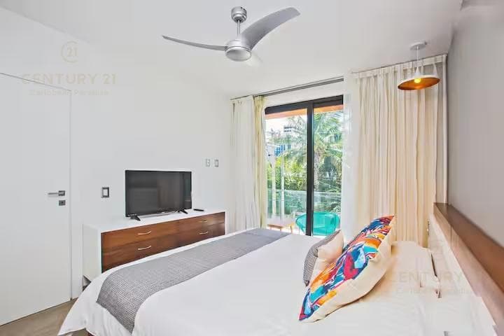 Departamento 1 Recamara en Venta en Moma 42 Playa Del Carmen P4454