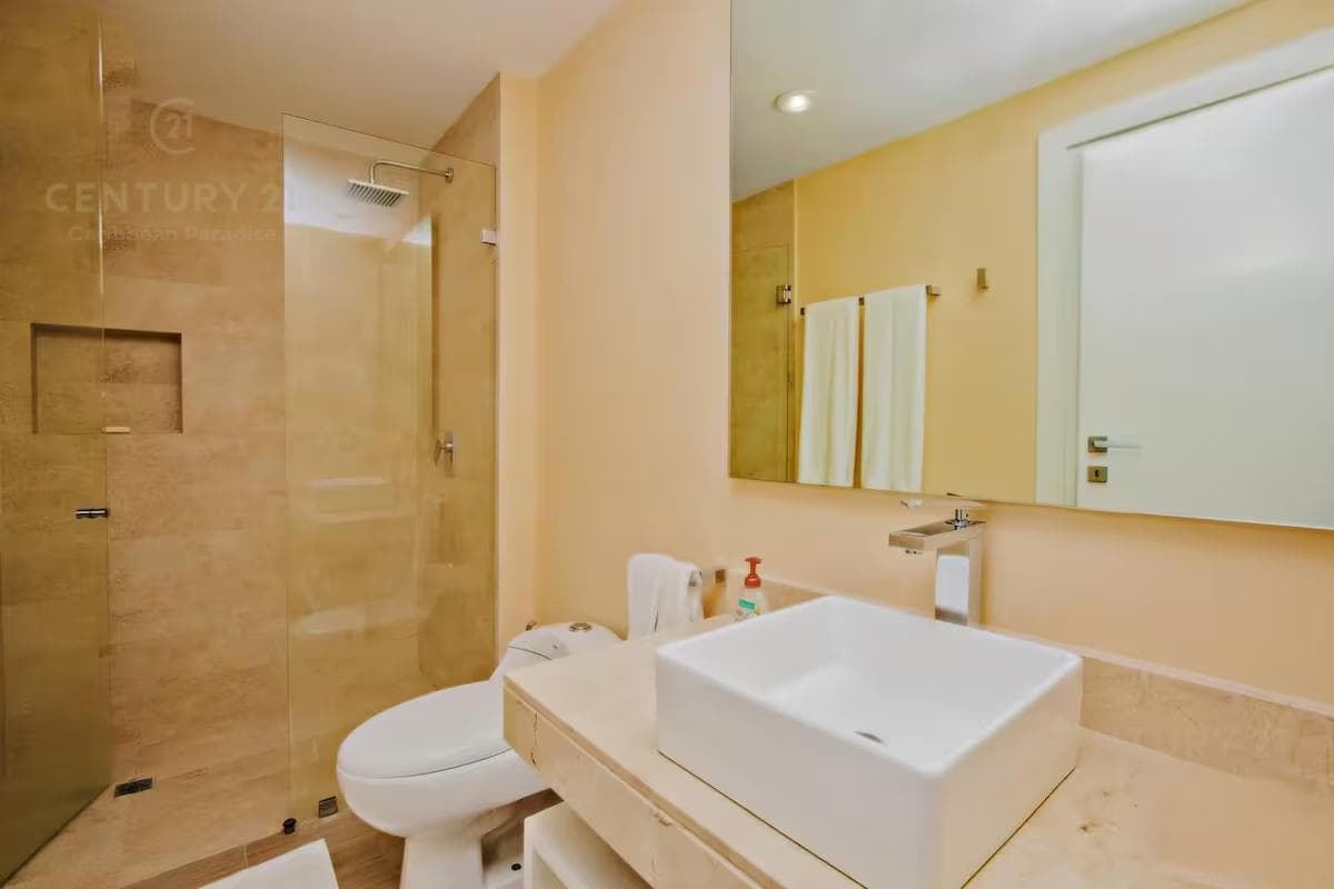 Departamento 1 Recamara en Venta en Moma 42 Playa Del Carmen P4454