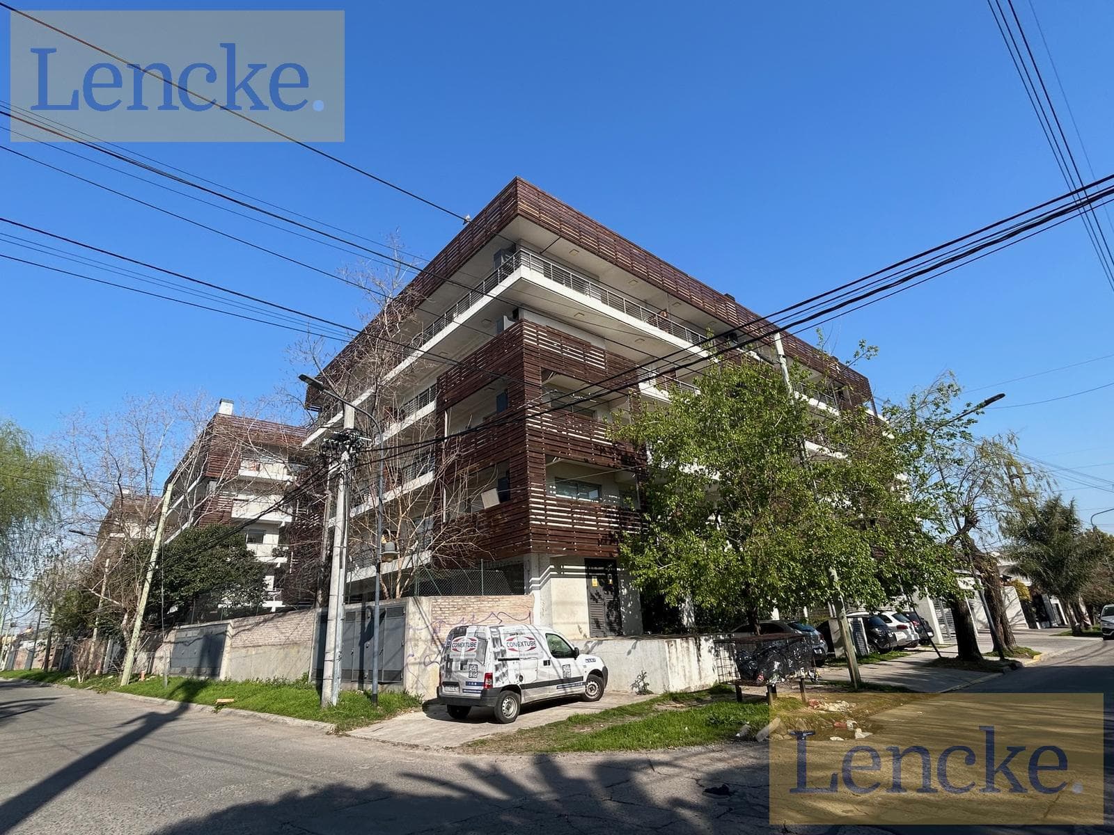 For sale: 1-bedroom apartment with an en suite bathroom in Tigre, in a complex with a pool and security