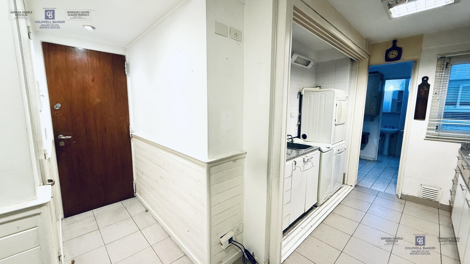 3-room apartment for sale with balcony, dedicated parking space, and maid's quarters in Recoleta