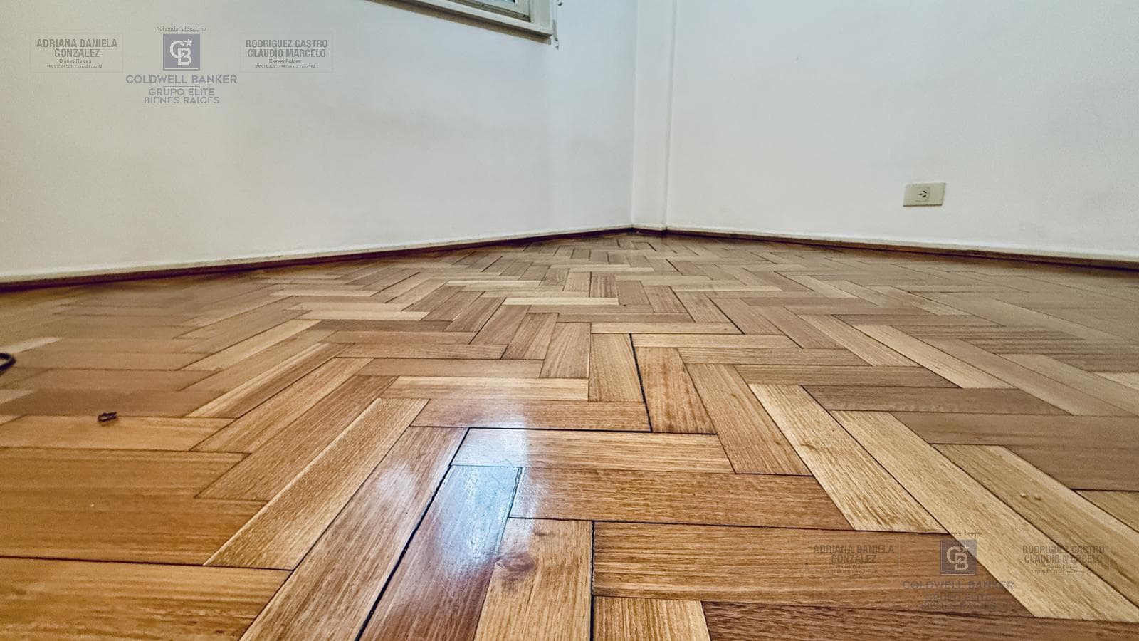 3-room apartment for sale with balcony, dedicated parking space, and maid's quarters in Recoleta