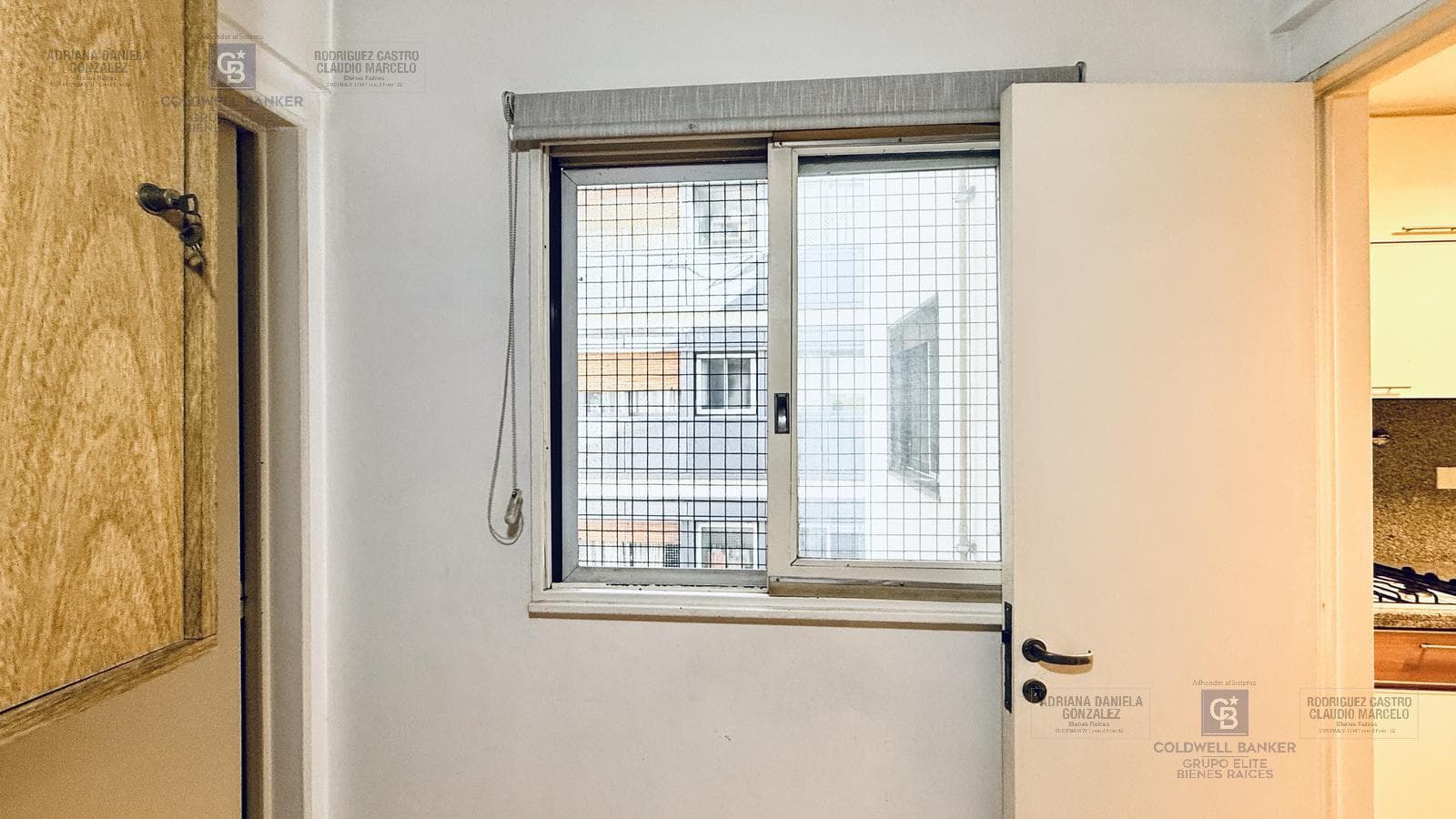 3-room apartment for sale with balcony, dedicated parking space, and maid's quarters in Recoleta