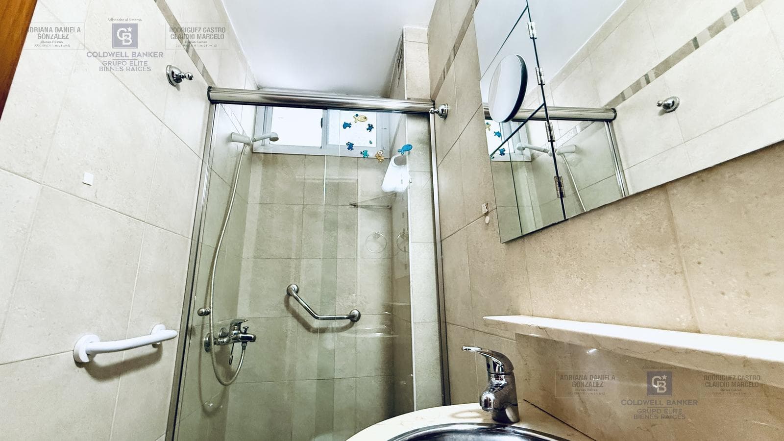 3-room apartment for sale with balcony, dedicated parking space, and maid's quarters in Recoleta