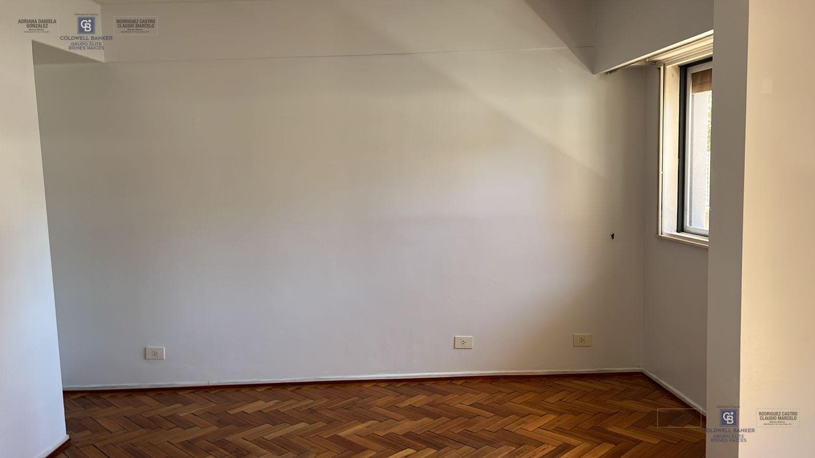 3-room apartment for sale with balcony, dedicated parking space, and maid's quarters in Recoleta
