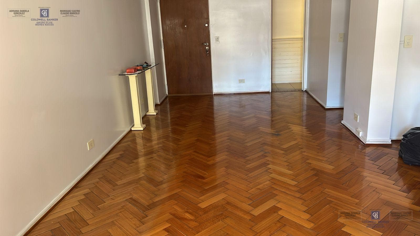 3-room apartment for sale with balcony, dedicated parking space, and maid's quarters in Recoleta