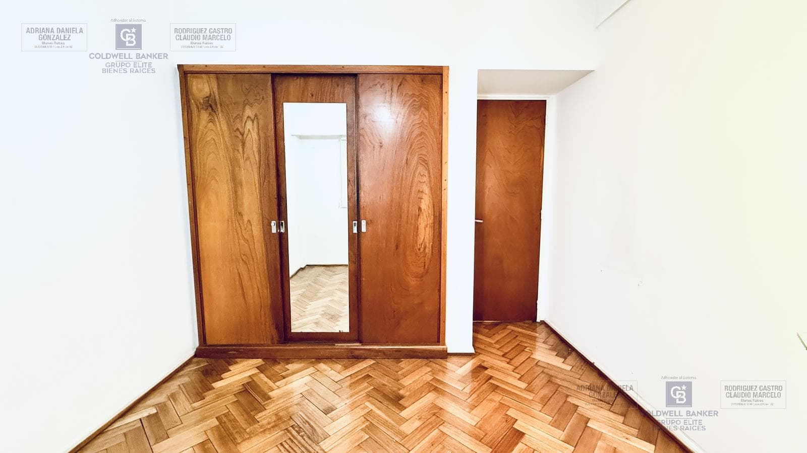 3-room apartment for sale with balcony, dedicated parking space, and maid's quarters in Recoleta