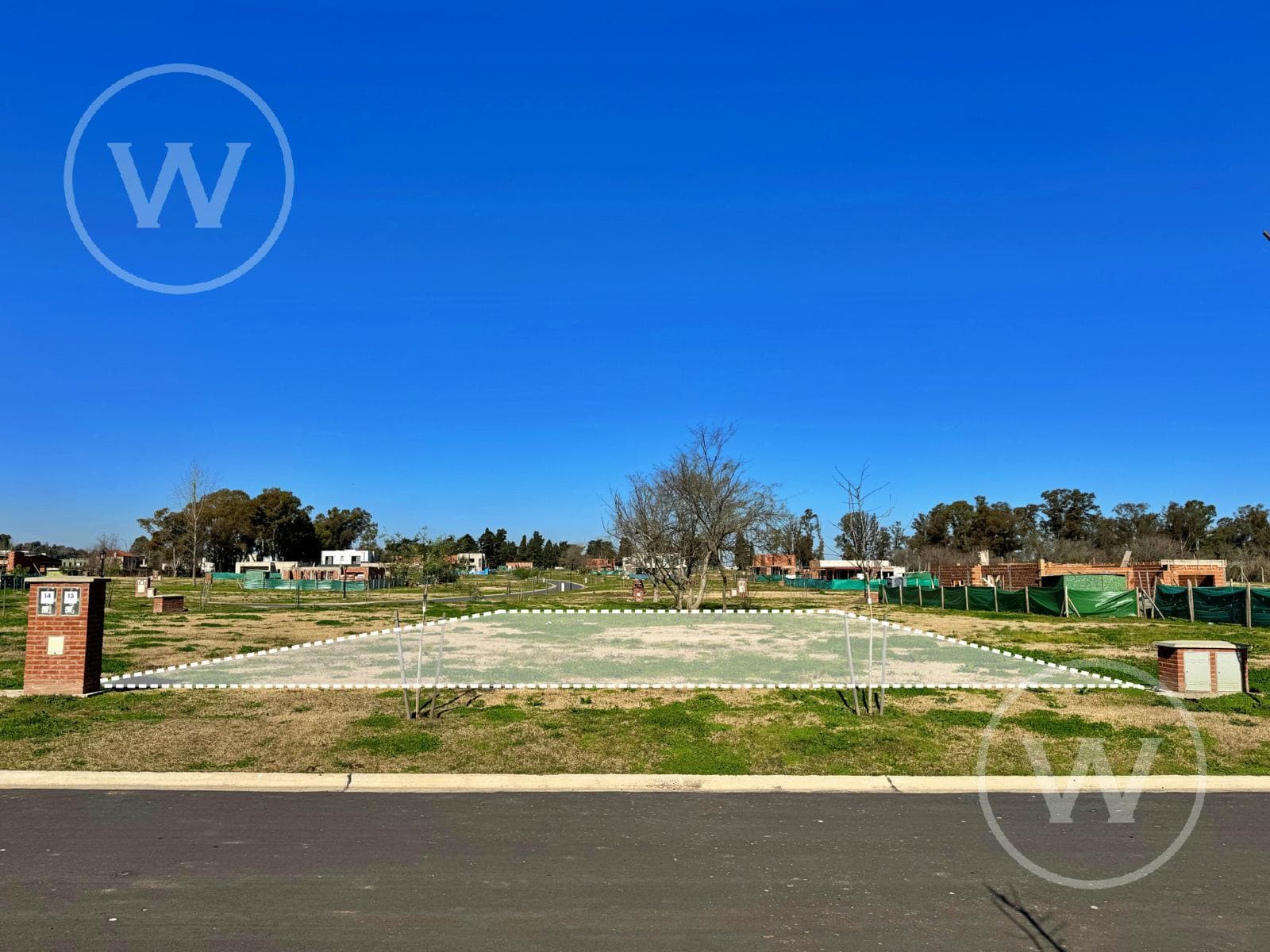 For Sale | Land | Santa Sofia Neighborhood | 500 m² | Amenities