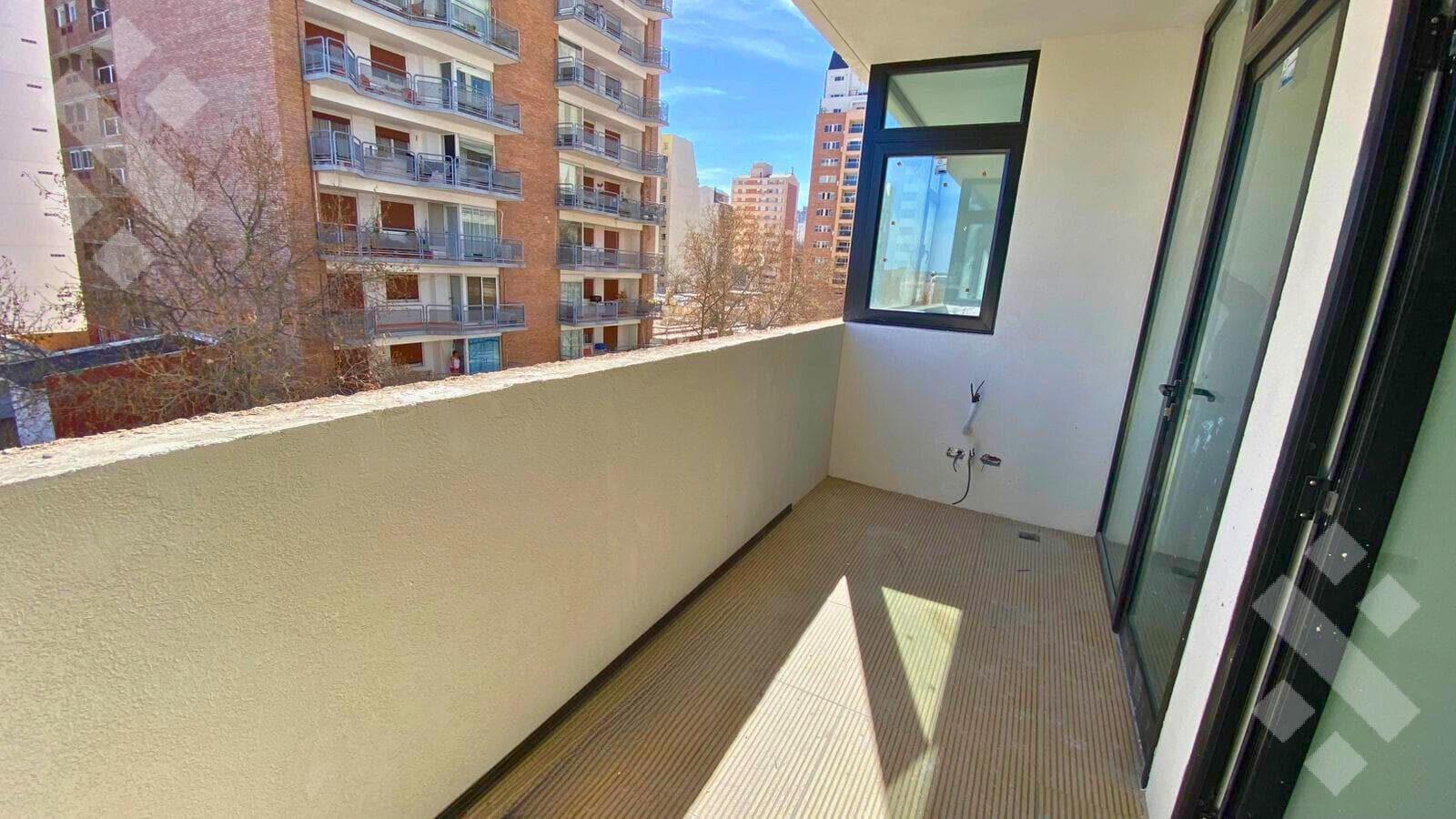 1-BEDROOM APARTMENT FOR SALE IN THE LUMINIA BUILDING