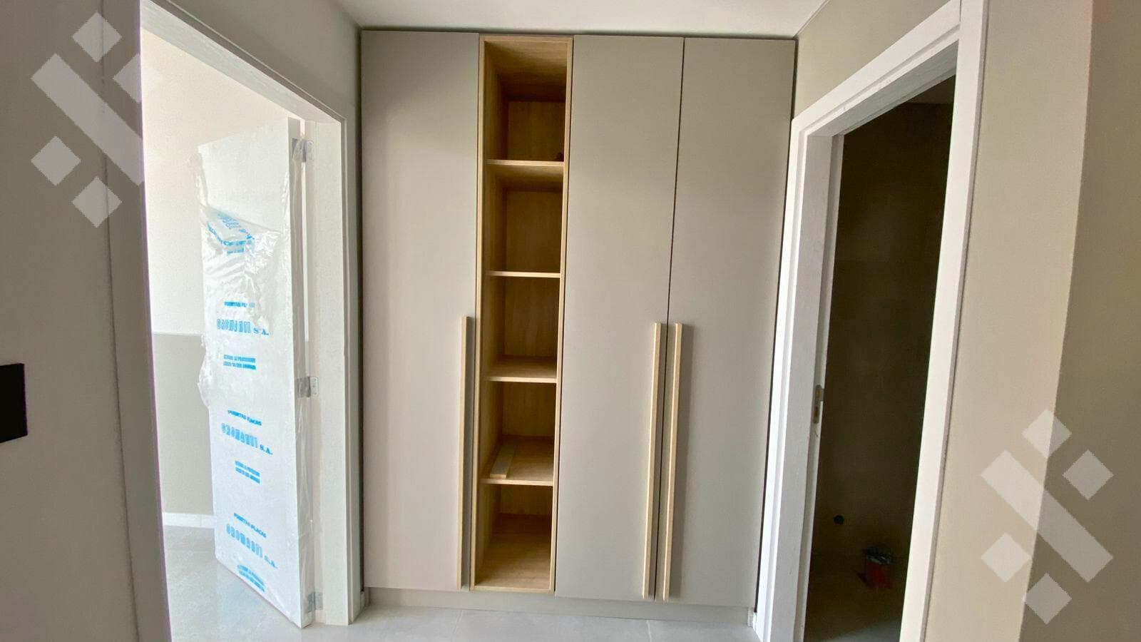 1-BEDROOM APARTMENT FOR SALE IN THE LUMINIA BUILDING