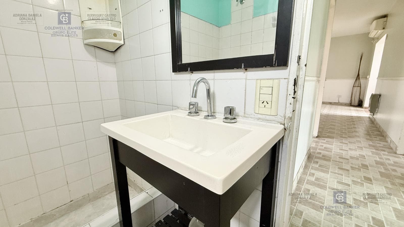 3-room apartment for sale on a high floor in the Samore neighborhood of Villa Lugano