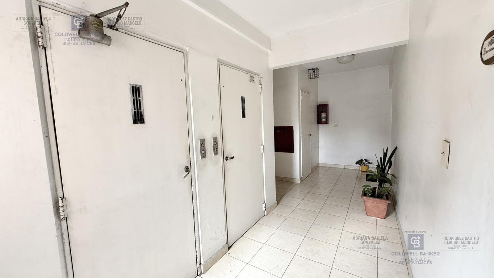 3-room apartment for sale on a high floor in the Samore neighborhood of Villa Lugano