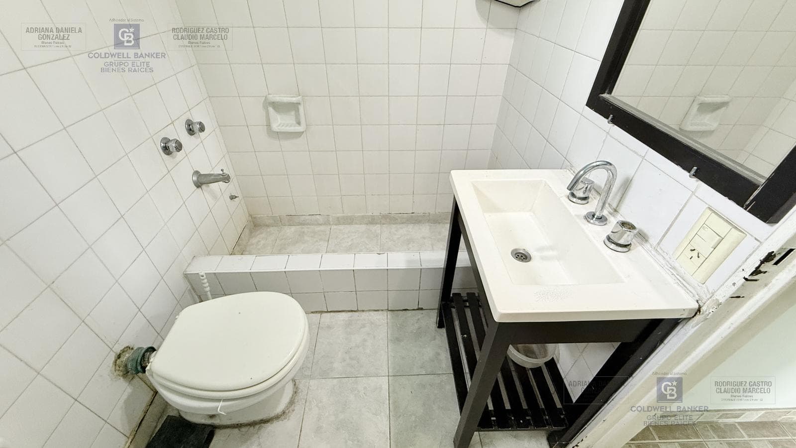 3-room apartment for sale on a high floor in the Samore neighborhood of Villa Lugano