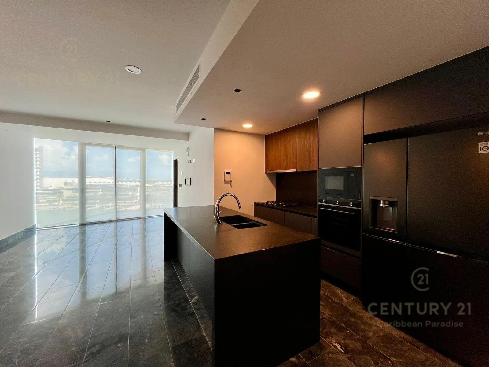 1-Bedroom Unfurnished Apartment for Rent in Shark Tower, Cancun | C4077