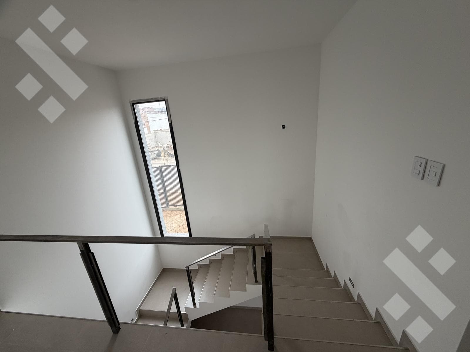 3-BEDROOM HOUSE FOR SALE (TURNKEY) — RINCÓN DEL RIO NEIGHBORHOOD, NEUQUÉN