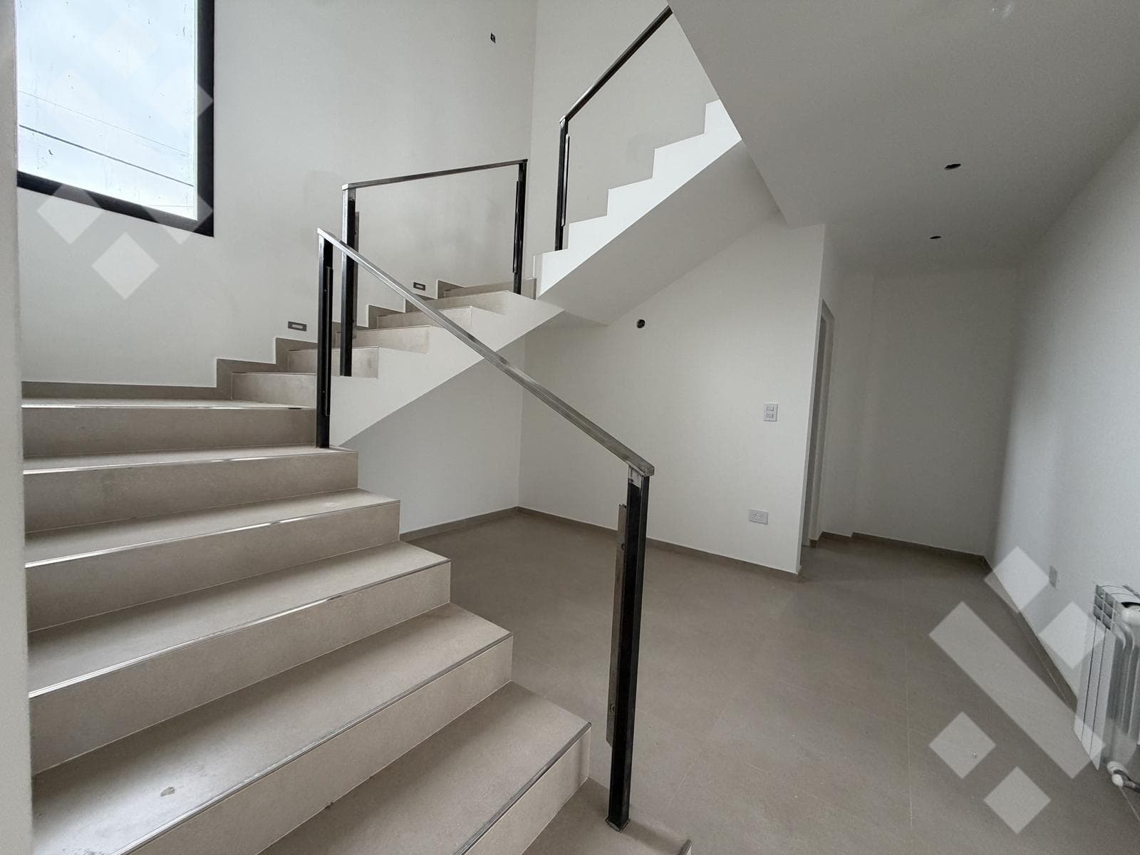 3-BEDROOM HOUSE FOR SALE (TURNKEY) — RINCÓN DEL RIO NEIGHBORHOOD, NEUQUÉN