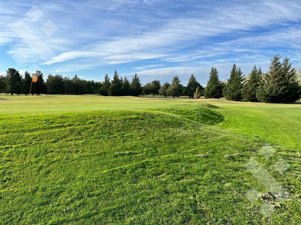 For Sale | 450 m2 Lot | Arroyito | Country Club