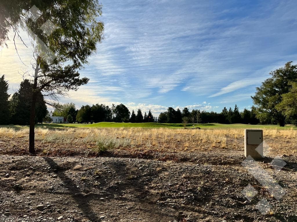 For Sale | 450 m2 Lot | Arroyito | Country Club
