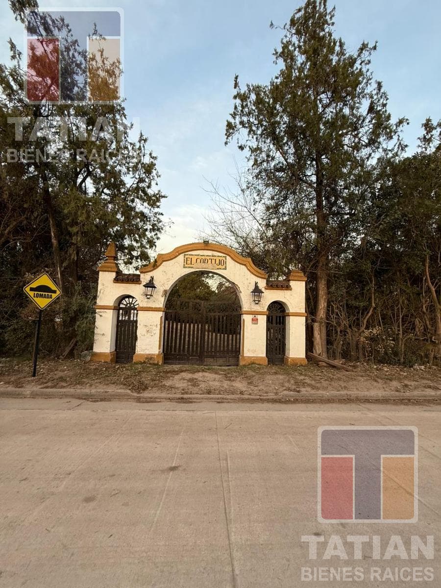 OLD HOUSE FOR SALE IN LOS NOGALES, JESUS MARIA