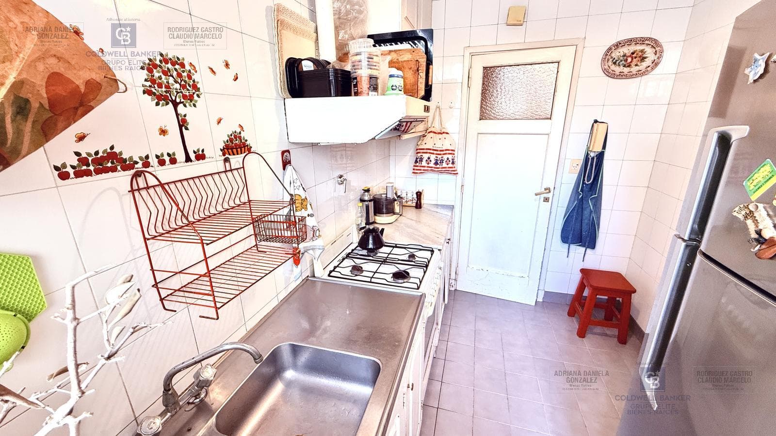 4-room apartment for sale, half-floor, with separate room and front balcony in Palermo