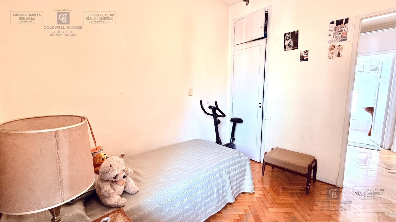 4-room apartment for sale, half-floor, with separate room and front balcony in Palermo