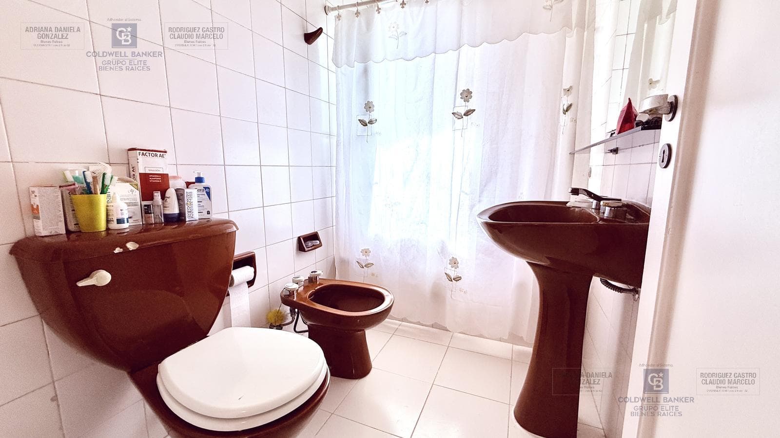 4-room apartment for sale, half-floor, with separate room and front balcony in Palermo