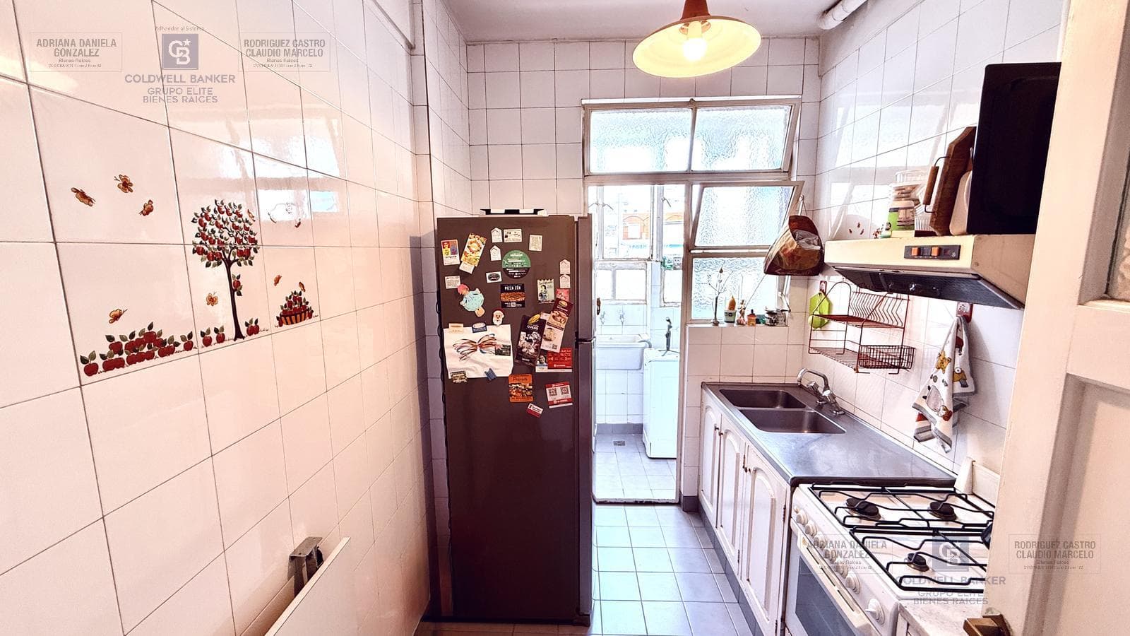 4-room apartment for sale, half-floor, with separate room and front balcony in Palermo