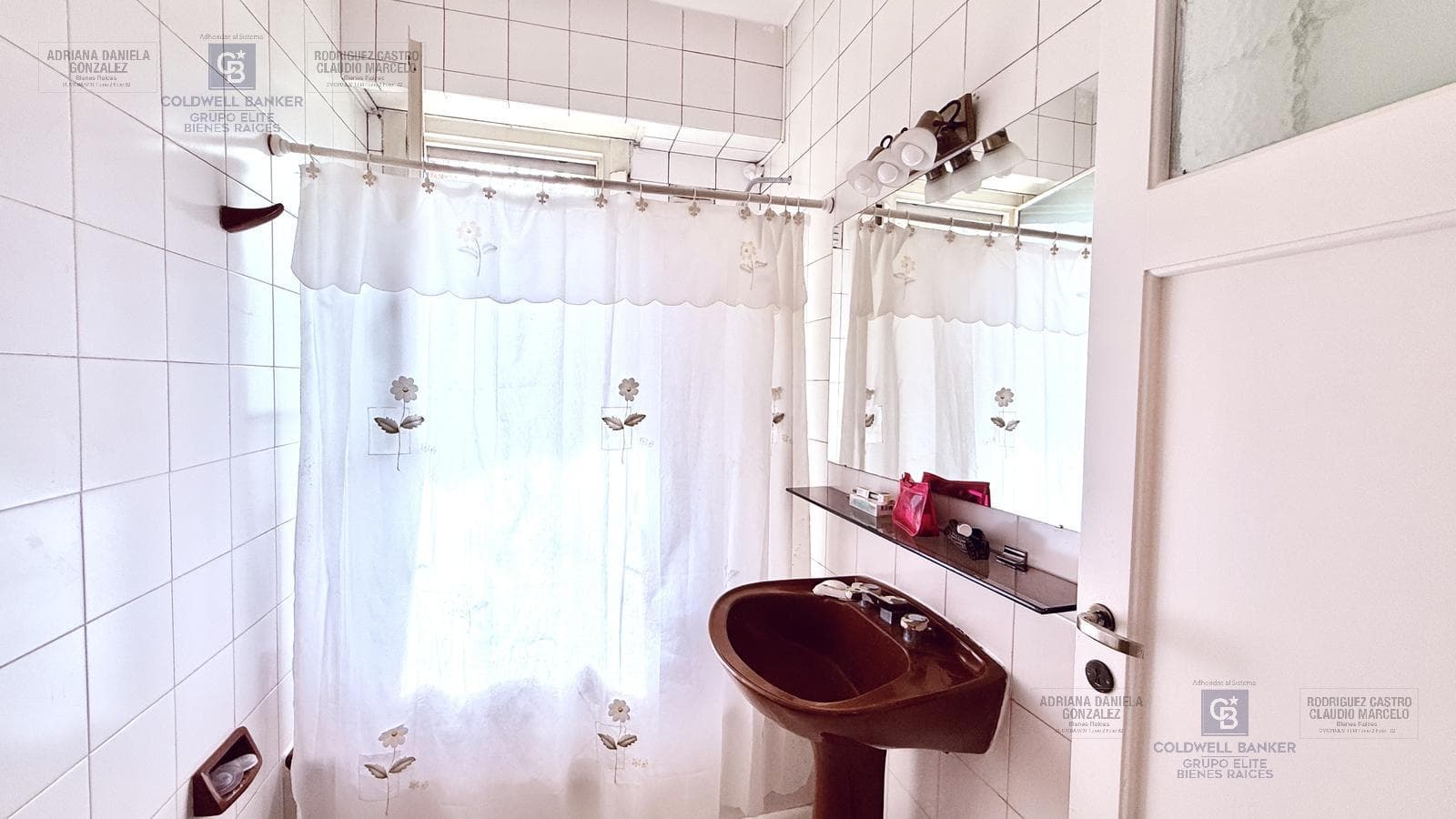 4-room apartment for sale, half-floor, with separate room and front balcony in Palermo