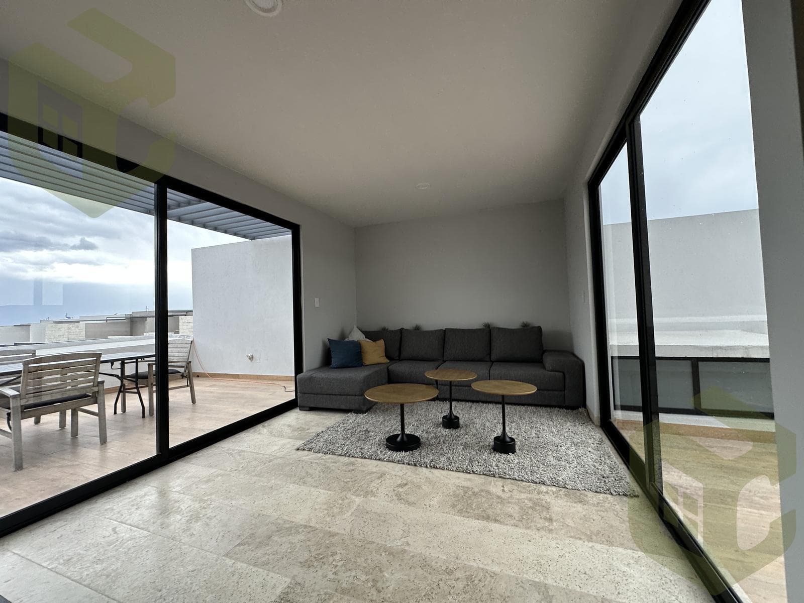 Home - Villa Magna