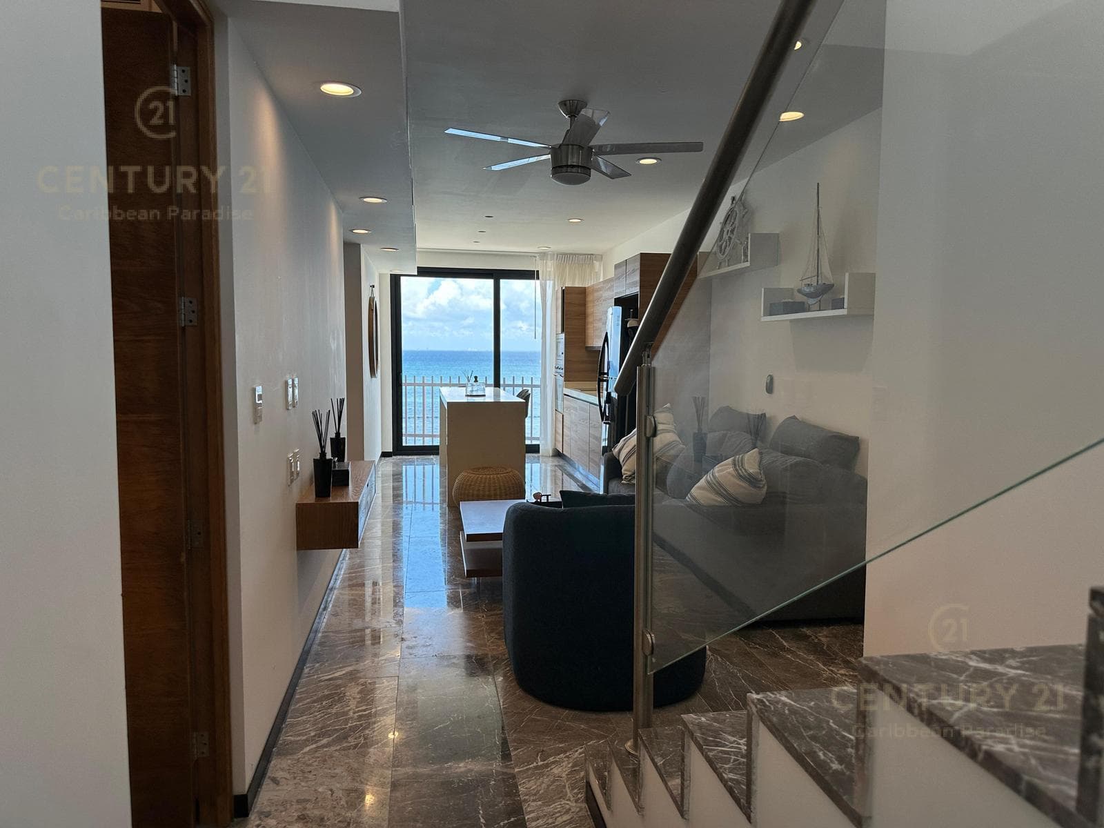 Oceanfront Penthouse for Sale in Itbeach, Playa del Carmen P4458