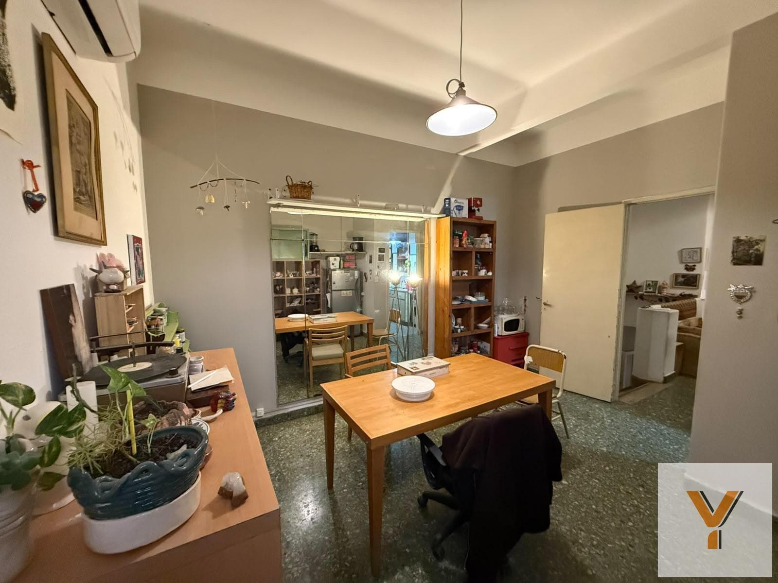 Apartment for Sale - 4 Bedrooms, 2 Bathrooms - Almagro