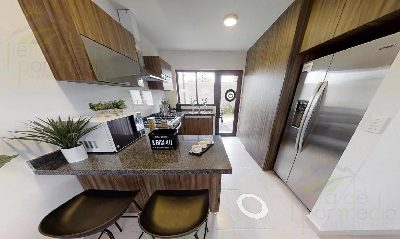 4-Bedroom House (One on the Ground Floor) in Zibatá, Querétaro