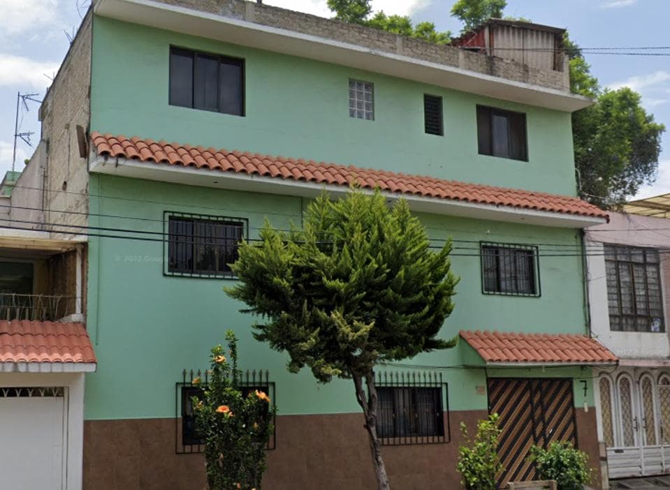 HOUSE FOR SALE IN NAUCALPAN DE JUAREZ, NO LOANS—CASH ONLY, MEXICO