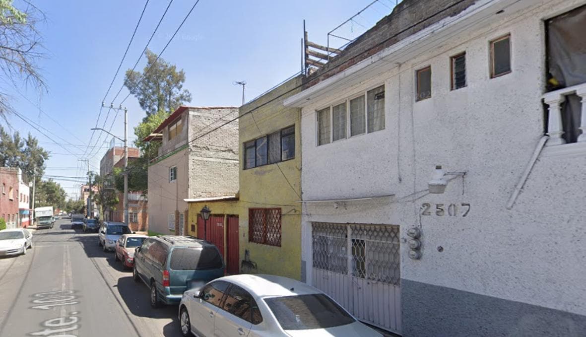 HOUSE FOR SALE IN GUSTAVO A. MADERO, NO LOANS—OWN FUNDS ONLY, MEXICO CITY