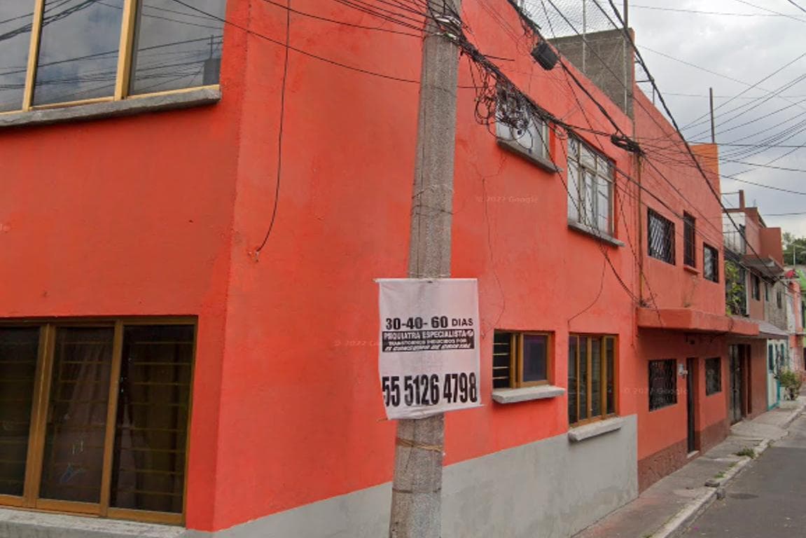 HOUSE FOR SALE IN IZTACALCO, NO LOANS—OWN FUNDS ONLY, MEXICO CITY