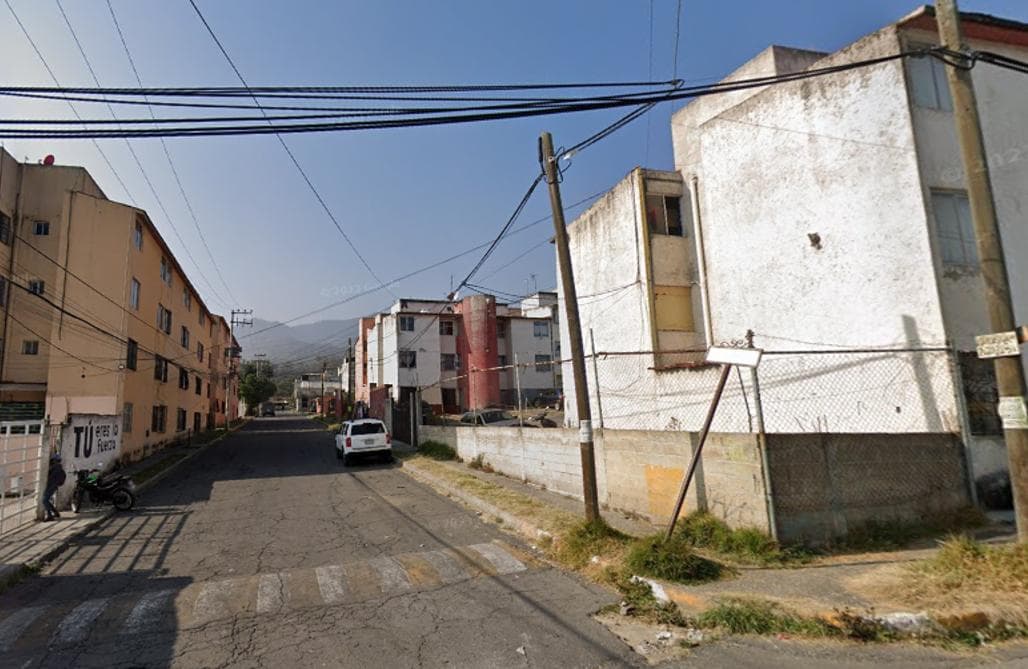 HOUSE FOR SALE IN COACALCO DE BERRIOZABAL, NO LOANS—ONLY PERSONAL FUNDS, MEXICO