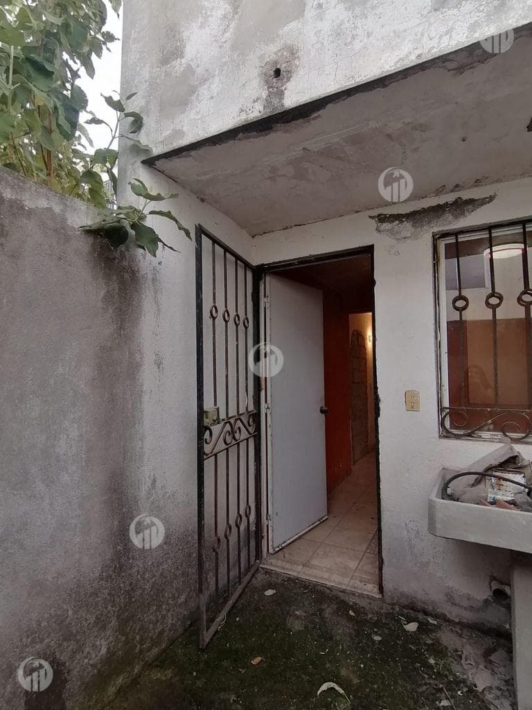 HOUSE FOR SALE IN HUEHUETOCA, NO LOANS—ONLY PERSONAL FUNDS, MEXICO