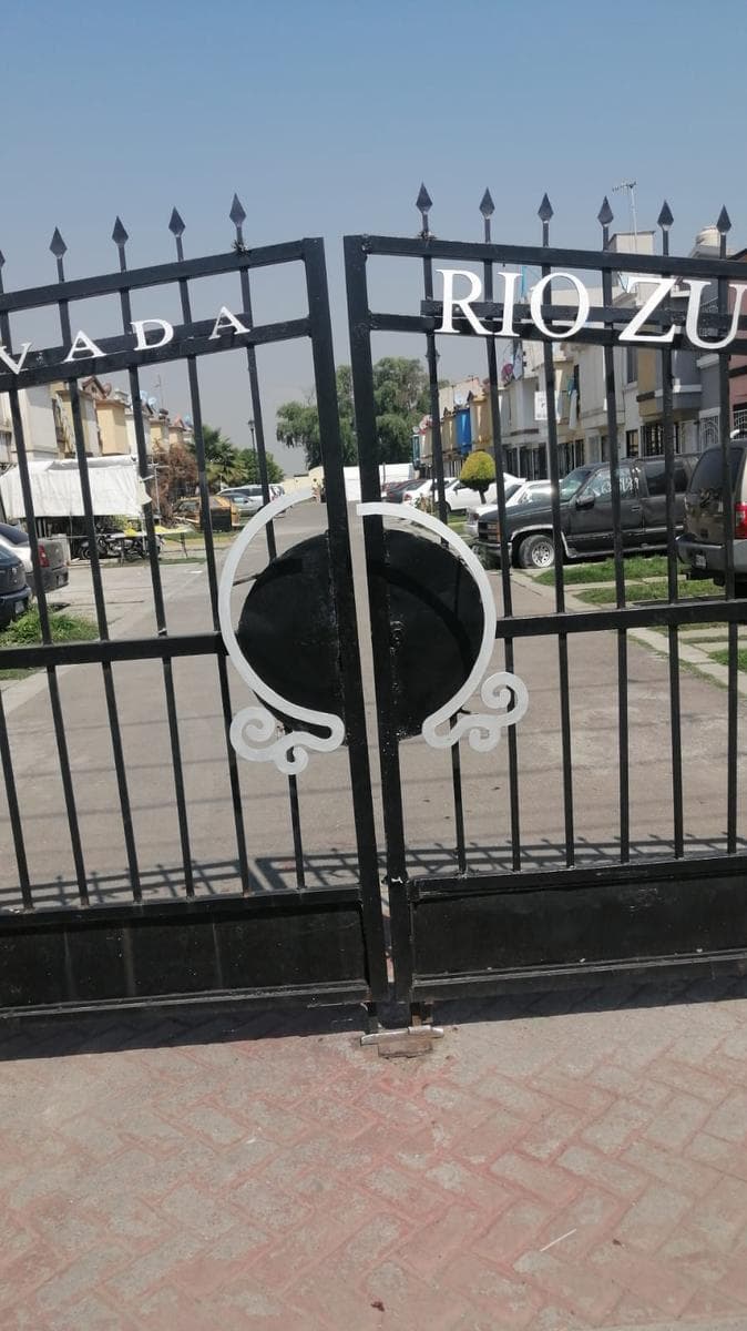 HOUSE FOR SALE IN TECAMAC, NO LOANS—OWN FUNDS ONLY, MEXICO