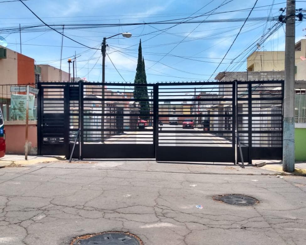 HOUSE FOR SALE IN TECAMAC, NO LOANS—OWN FUNDS ONLY, MEXICO