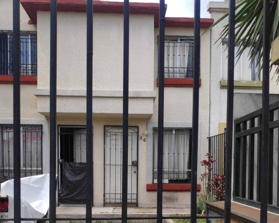 HOUSE FOR SALE IN TECAMAC, NO LOANS—OWN FUNDS ONLY, MEXICO