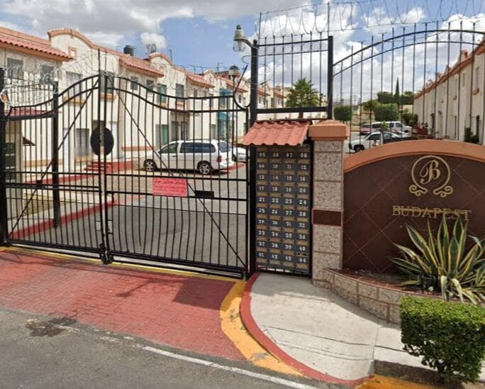 HOUSE FOR SALE IN TECAMAC, NO LOANS—OWN FUNDS ONLY, MEXICO