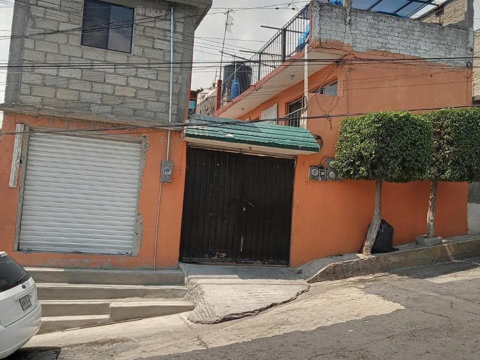 HOUSE FOR SALE IN ATIZAPAN DE ZARAGOZA, NO LOANS—ONLY PERSONAL FUNDS, MEXICO