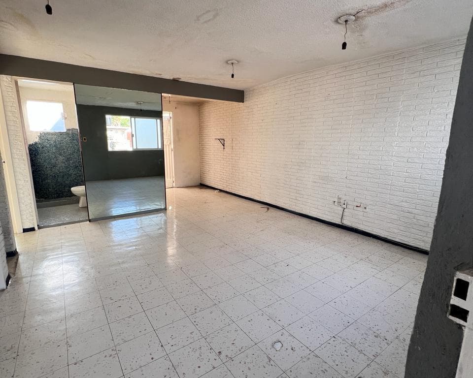 HOUSE FOR SALE IN COACALCO DE BERRIOZABAL, NO LOANS—ONLY PERSONAL FUNDS, MEXICO