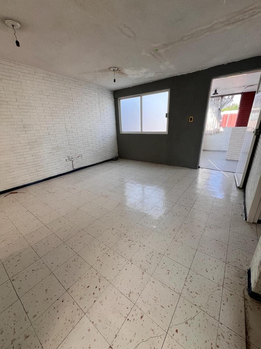 HOUSE FOR SALE IN COACALCO DE BERRIOZABAL, NO LOANS—ONLY PERSONAL FUNDS, MEXICO