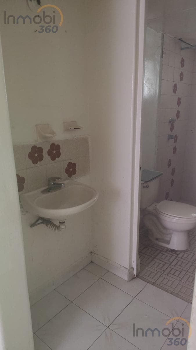 HOUSE FOR SALE IN ECATEPEC DE MORELOS, NO LOANS—OWN FUNDS ONLY, MEXICO