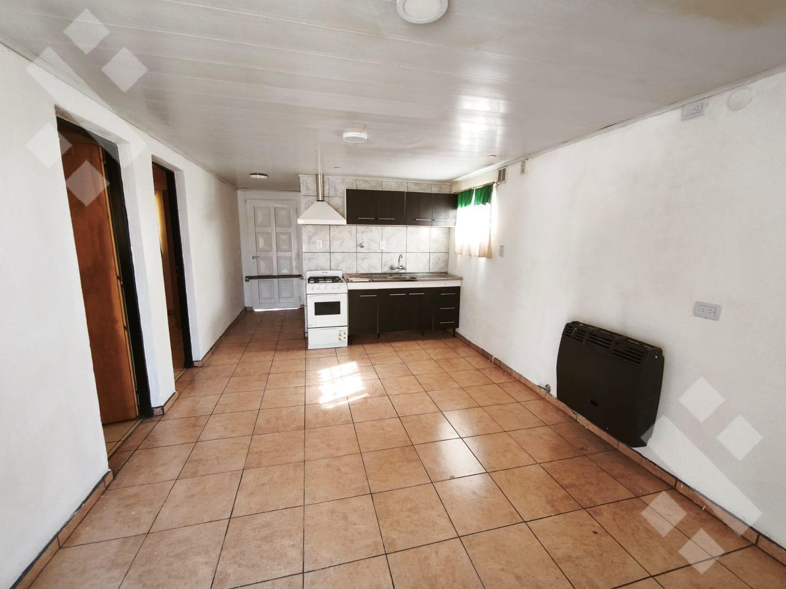 For Sale: 2 Houses on a 300-square-meter Lot in the Caminos del Sol Neighborhood - Plottier