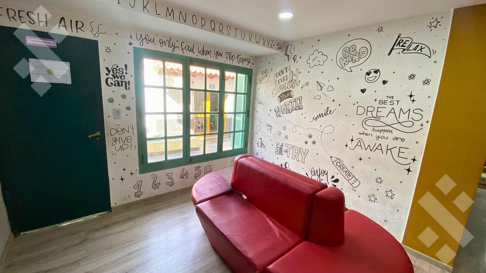 FOUR-BEDROOM HOUSE FOR SALE WITH GARAGE - STA. GENOVEVA - NQN CAPITAL