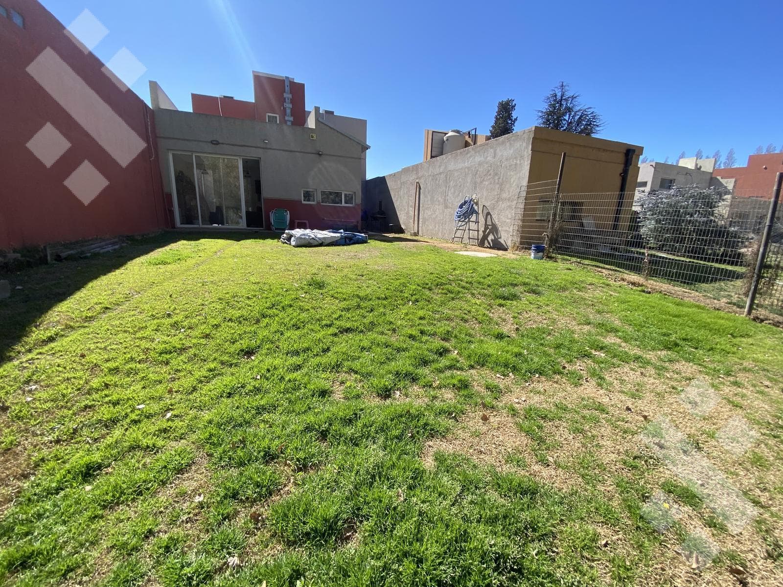 HOUSE FOR SALE IN CONFLUENCIA, RURAL NEUQUÉN