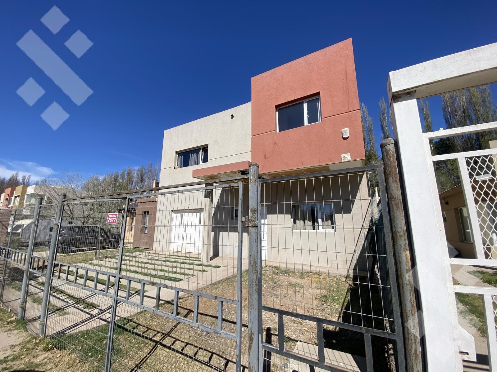 HOUSE FOR SALE IN CONFLUENCIA, RURAL NEUQUÉN
