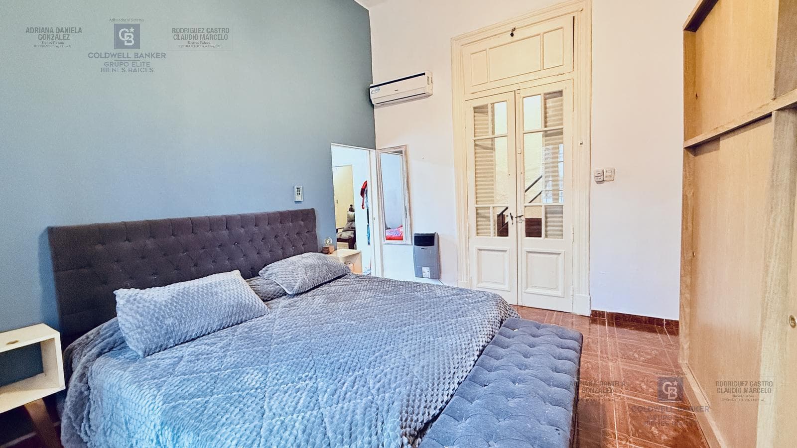 4-ROOM HOUSE FOR SALE ON PRIVATE LOT WITH TERRACE, LIVING ROOM, AND BARBECUE AREA IN BARRACAS