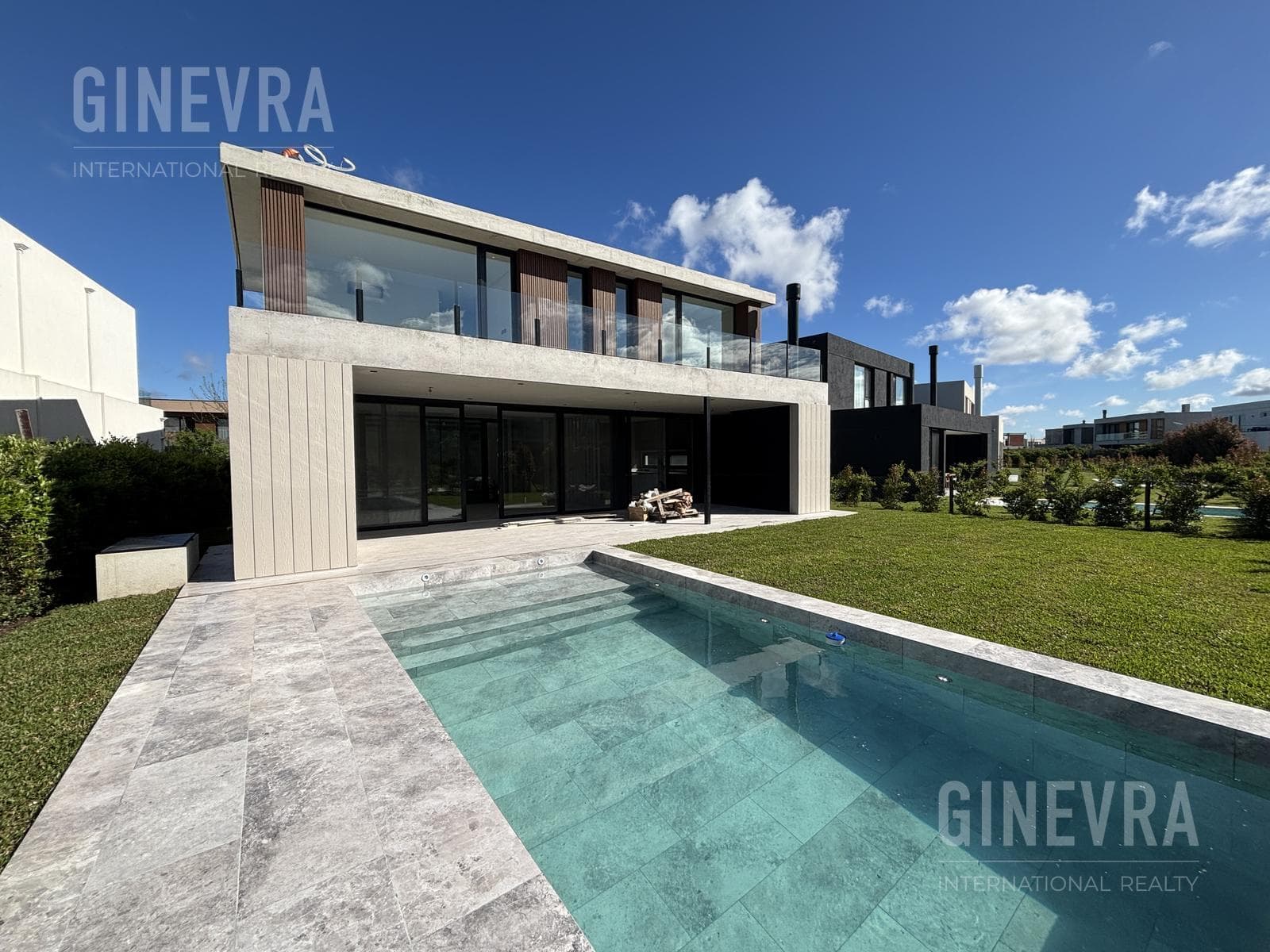 House for Sale in Carpinchos, Nordelta